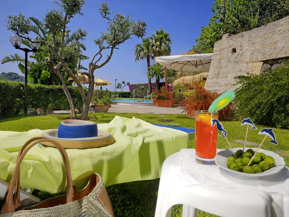 Hotel La Luna Ischia Exterior photo