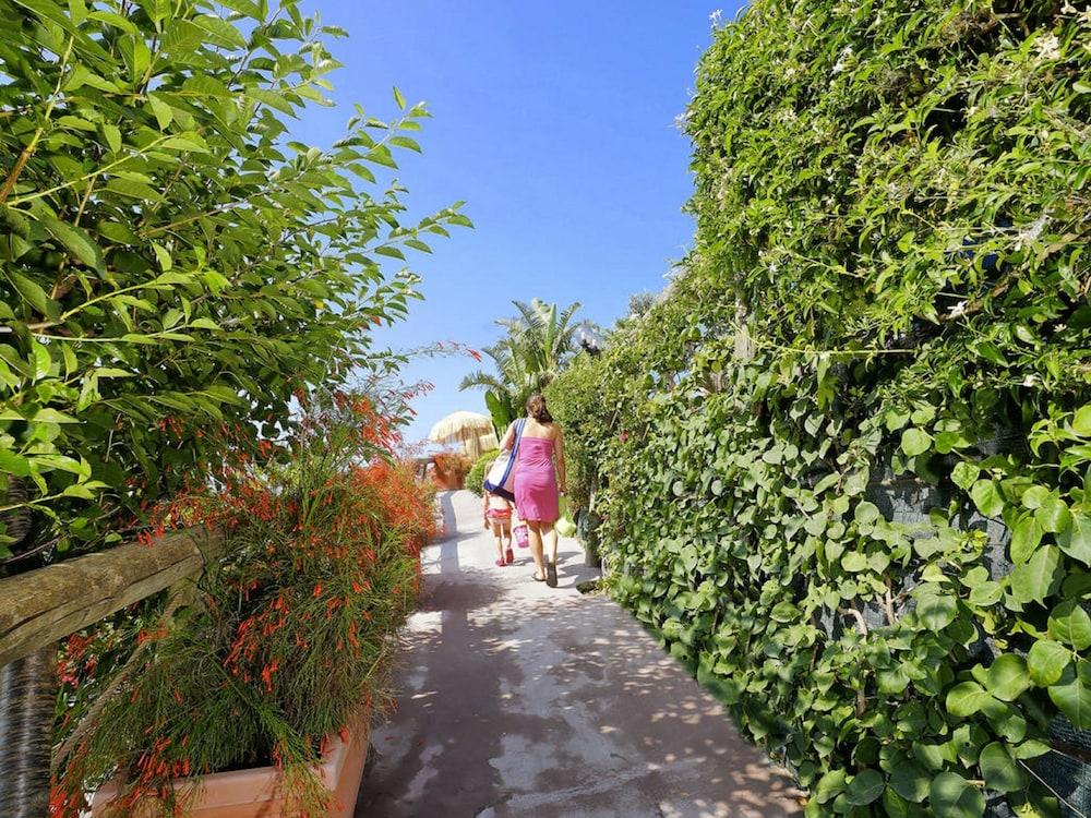Hotel La Luna Ischia Exterior photo